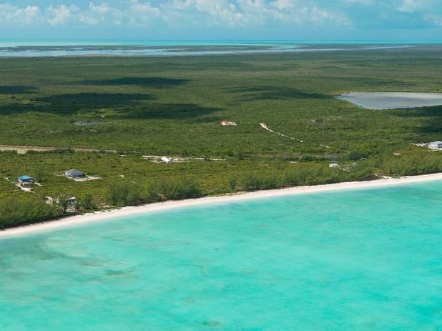 MIDDLE CAICOS UNDEVELOPED LAND